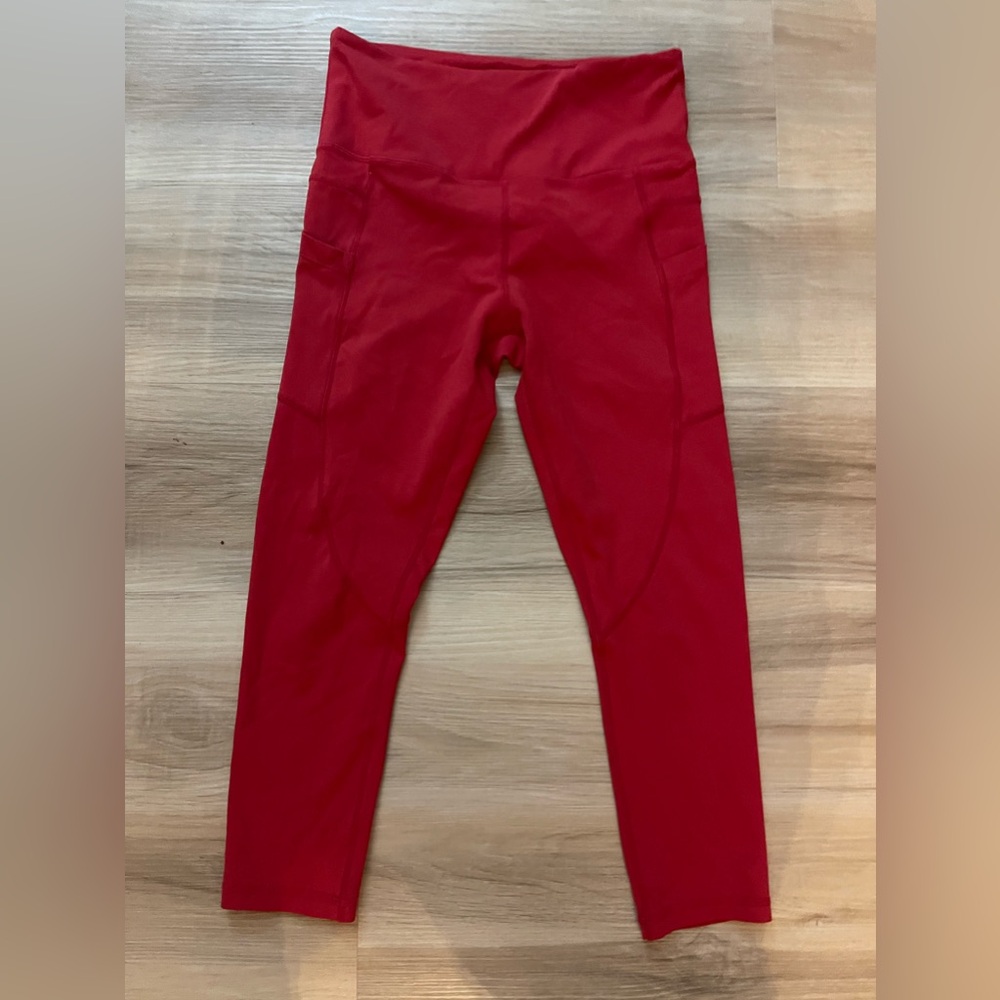 Red Zyia leggings, EUC